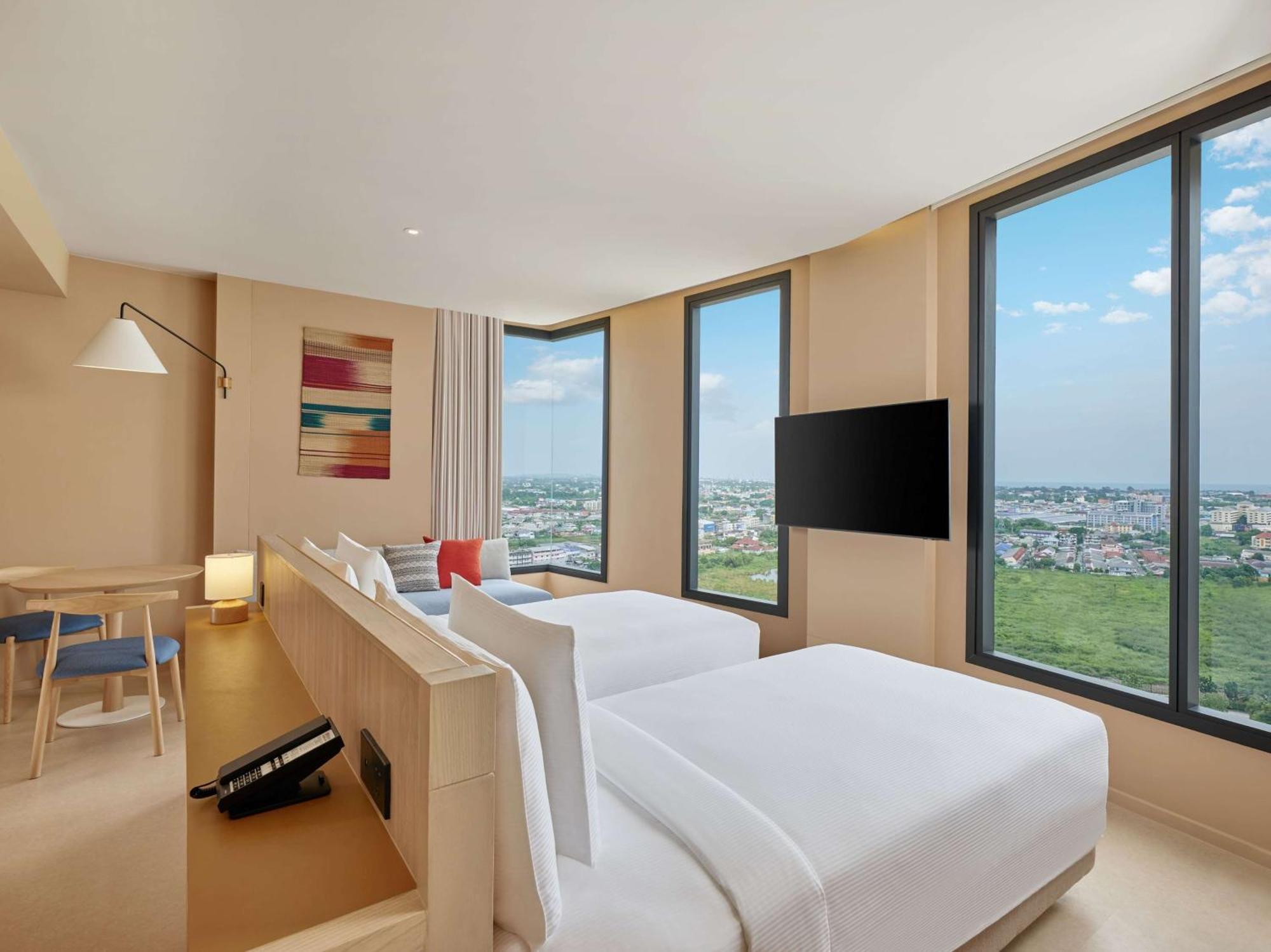 Hilton Garden Inn Районг Екстериор снимка